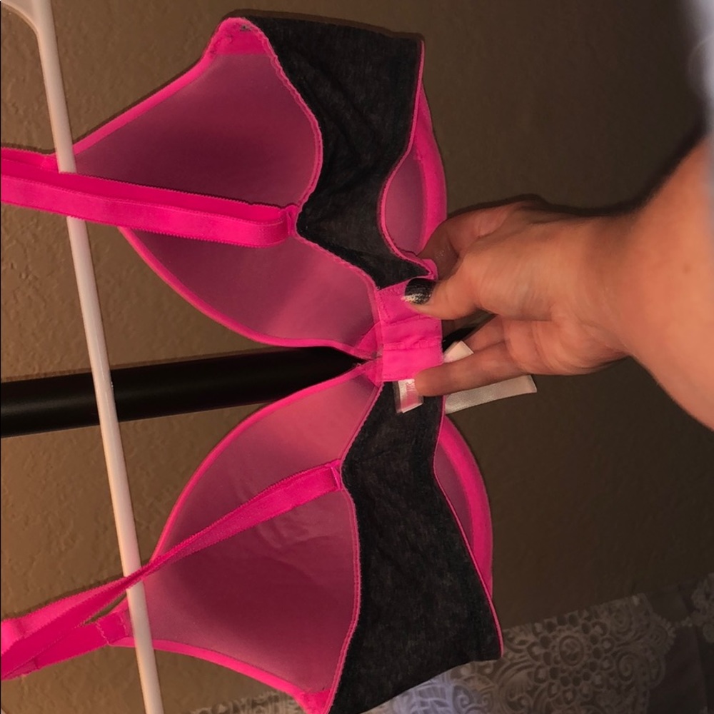 Bra - Picture 3 of 3